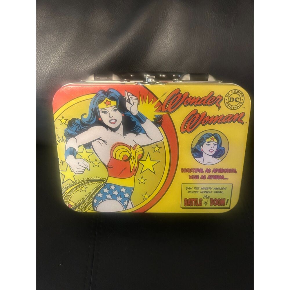 dc comic wonder women tin lunch box